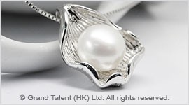 White Freshwater Pearl Sterling Silver Pendant